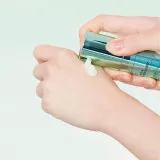 VT REEDLE SHOT 100 RETI-A Бустер-сыворотка с микроиглами и ретинолом, 50мл | VT RETI-A REEDLE SHOT 100